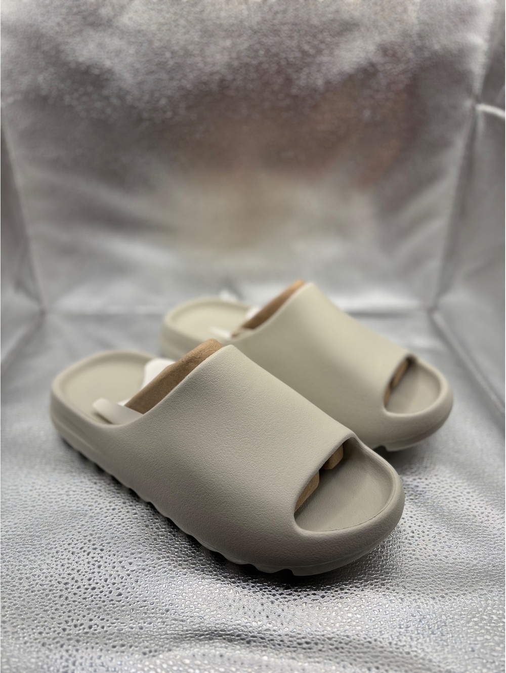 YS-01 cream Yeezy slide